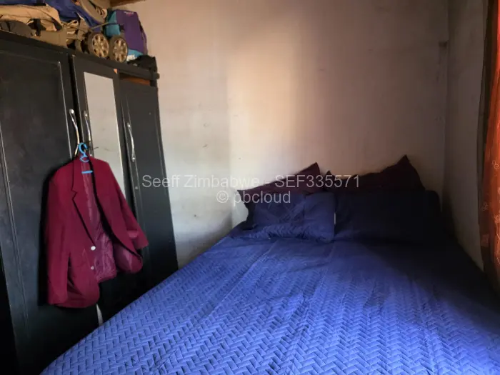 2 Bedroom House for Sale in Emganwini, Bulawayo