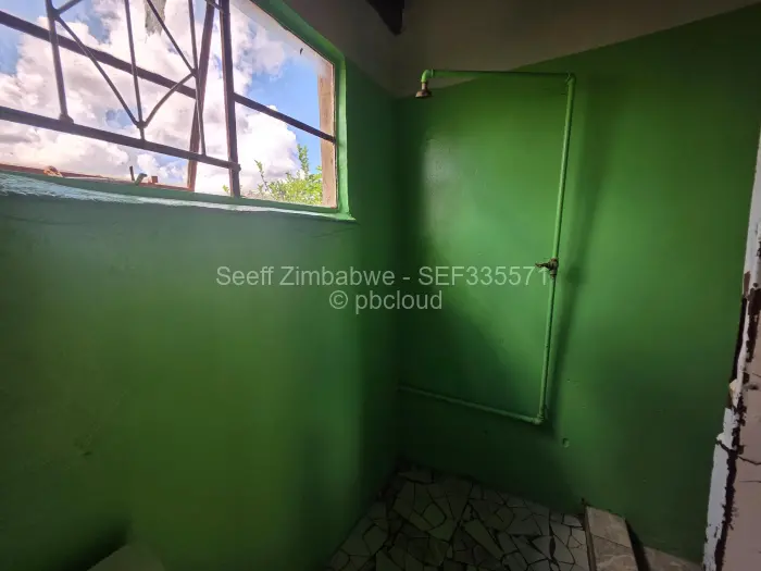2 Bedroom House for Sale in Emganwini, Bulawayo