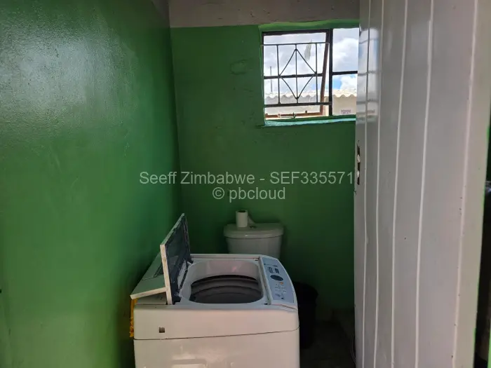 2 Bedroom House for Sale in Emganwini, Bulawayo