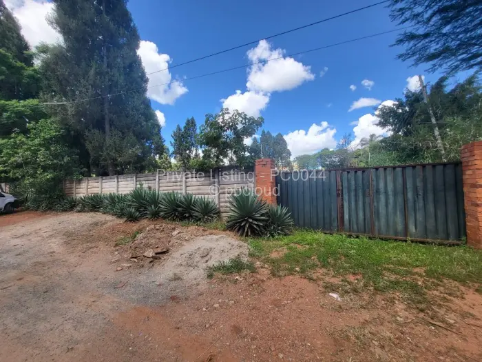 Commercial Stand for Sale in Avondale West, Harare