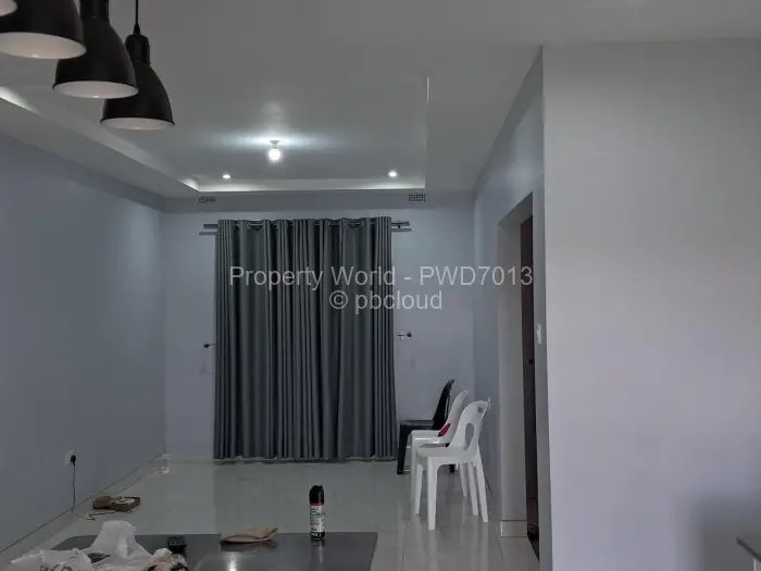 4 Bedroom House to Rent in Westlea, Harare