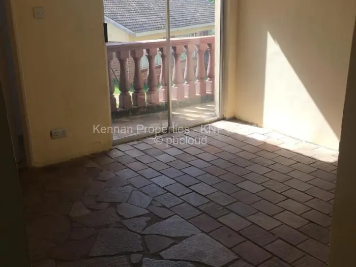 7 Bedroom House for Sale in Vainona, Harare