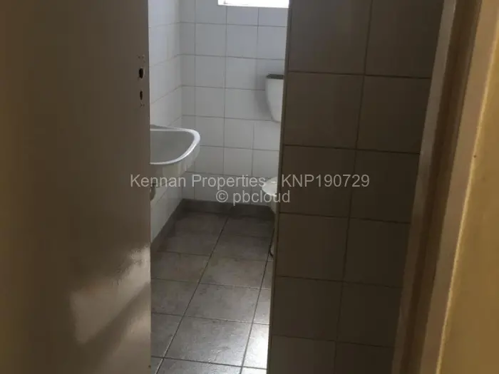 7 Bedroom House for Sale in Vainona, Harare