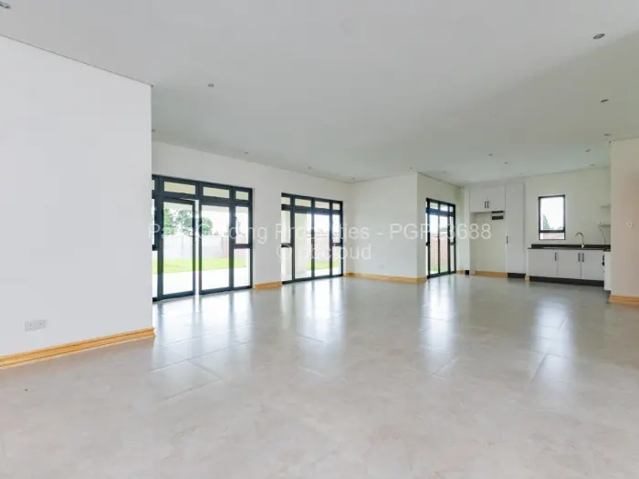 Townhouse/Cluster for Sale in Greendale North, Harare