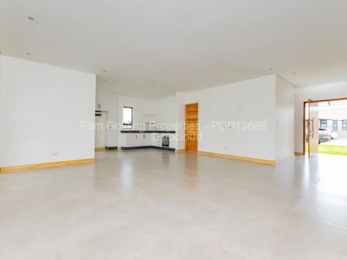 Townhouse/Cluster for Sale in Greendale North, Harare