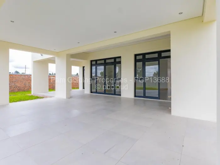 Townhouse/Cluster for Sale in Greendale North, Harare