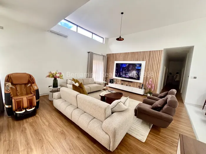 Townhouse/Cluster to Rent in Mount Pleasant