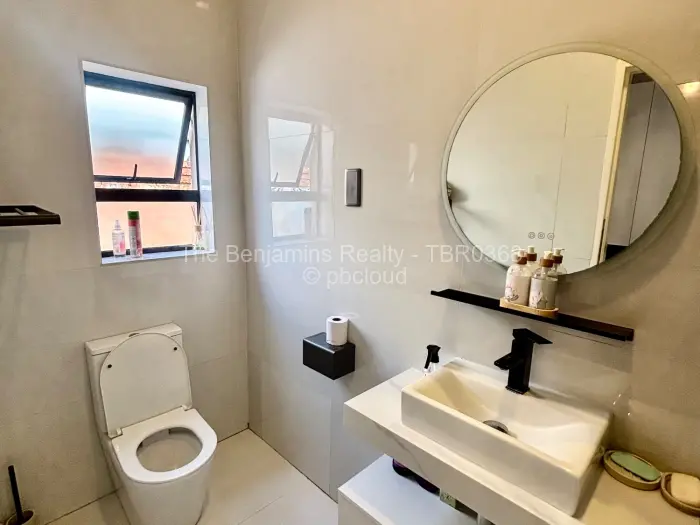 Townhouse/Cluster to Rent in Mount Pleasant