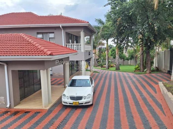 6 Bedroom House for Sale in Pomona, Harare