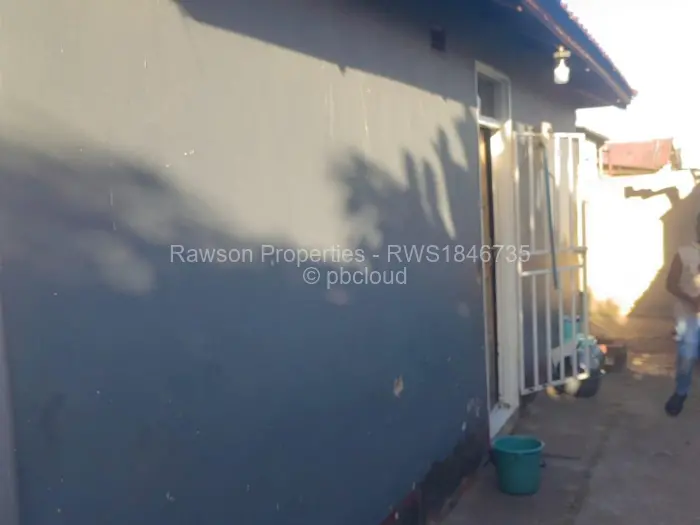 4 Bedroom House for Sale in Glen Norah, Harare