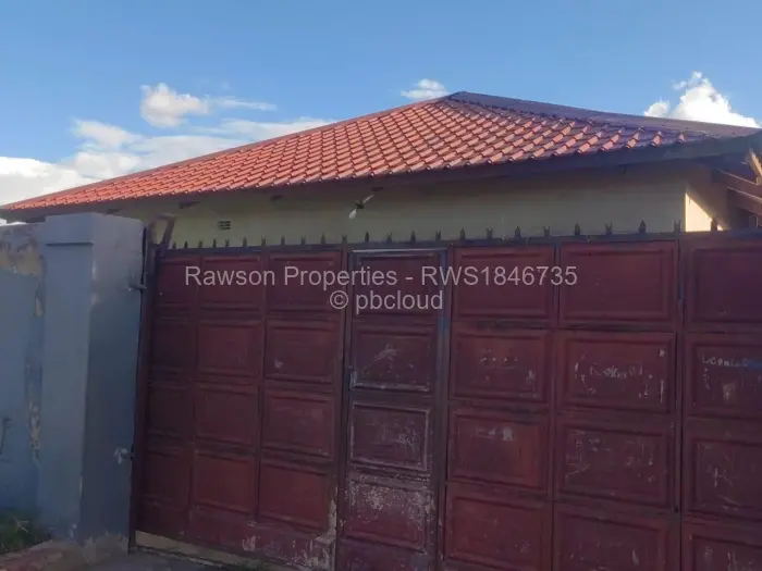 4 Bedroom House for Sale in Glen Norah, Harare