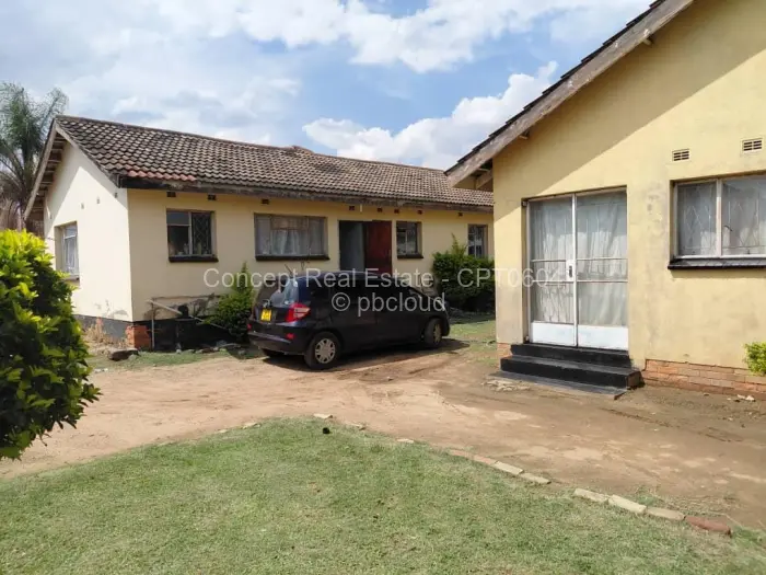 3 Bedroom House for Sale in Westlea, Harare