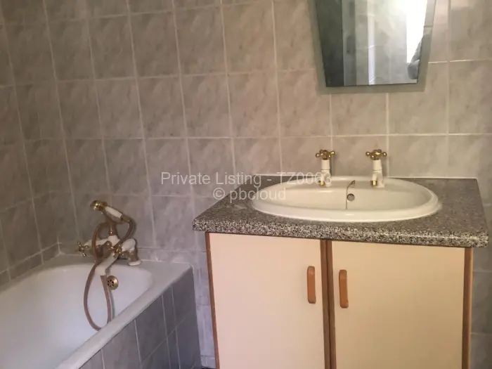 3 Bedroom House to Rent in Borrowdale Brooke