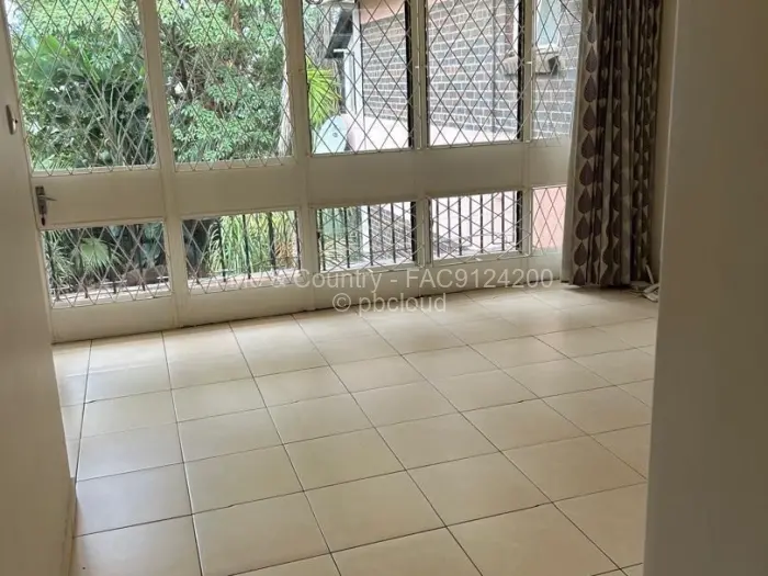 Townhouse/Cluster to Rent in Avondale, Harare