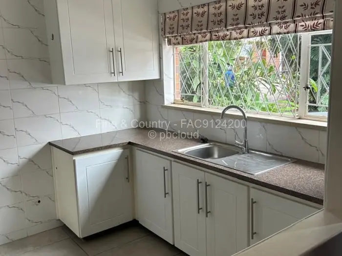 Townhouse/Cluster to Rent in Avondale, Harare