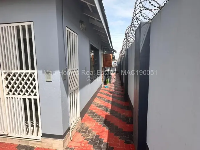 4 Bedroom House for Sale in Aspindale Park, Harare