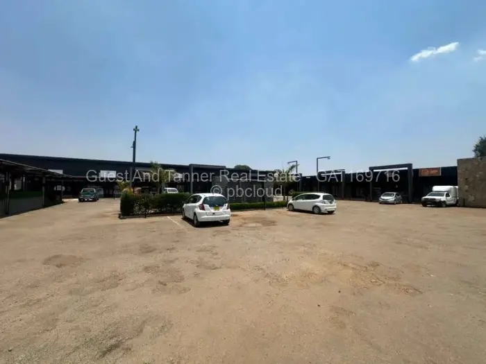 Retail/Shop to Rent in Greendale, Harare