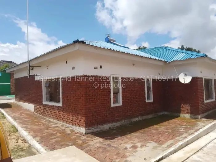 3 Bedroom House to Rent in Crowhill Views, Harare