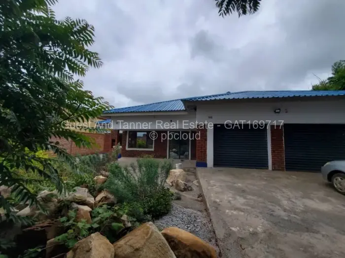 3 Bedroom House to Rent in Crowhill Views, Harare