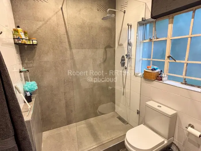 Townhouse/Cluster for Sale in Newlands, Harare