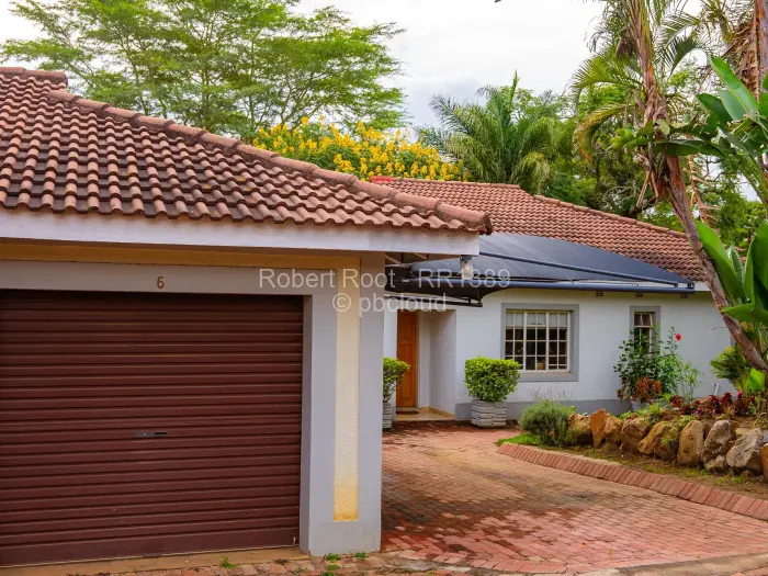 Townhouse/Cluster for Sale in Newlands, Harare