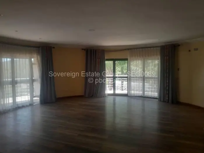 9 Bedroom House for Sale in Glen Lorne, Harare