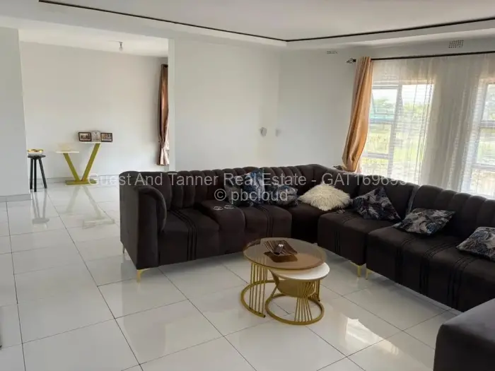 5 Bedroom House to Rent in Norton, Norton