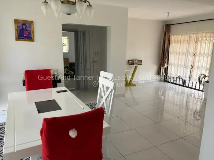 5 Bedroom House to Rent in Norton, Norton