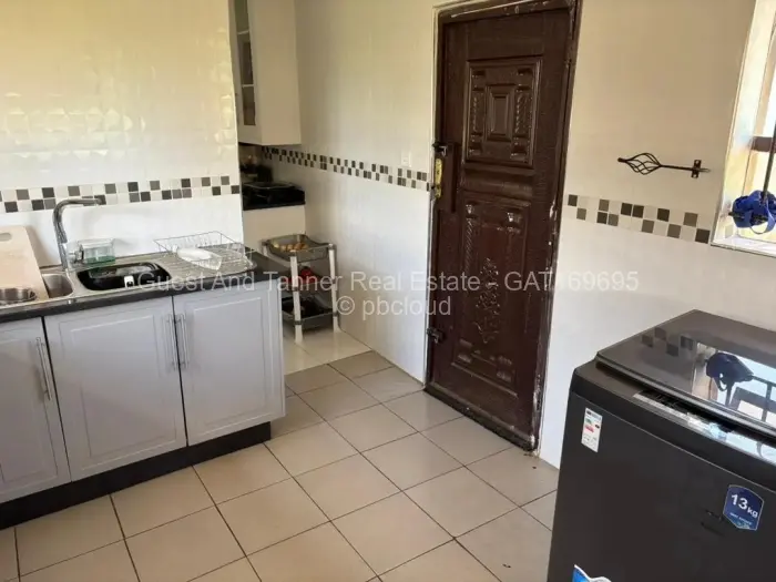 5 Bedroom House to Rent in Norton, Norton