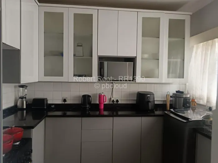 2 Bedroom Cottage/Garden Flat for Sale in Avenues, Harare