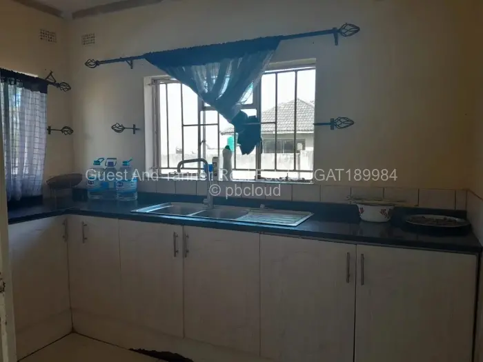 5 Bedroom House to Rent in Windsor Park, Ruwa