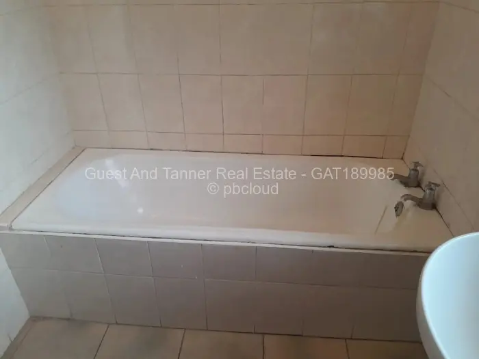 3 Bedroom House to Rent in Waterfalls