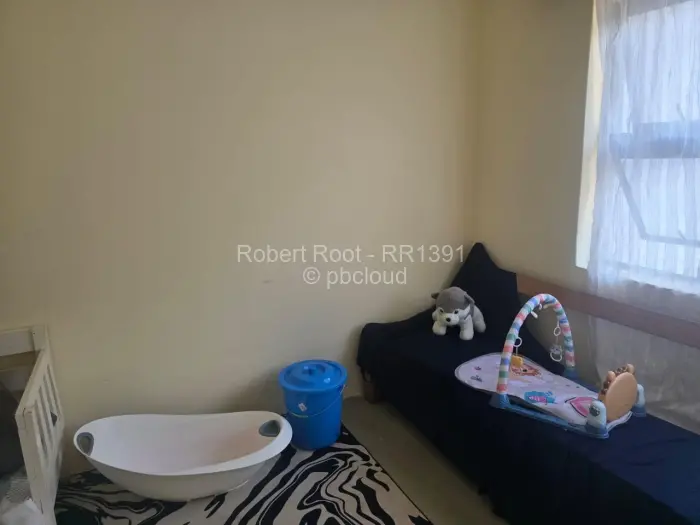 5 Bedroom House for Sale in Shawasha Hills, Harare