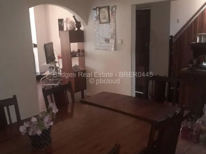 Office to Rent in Borrowdale