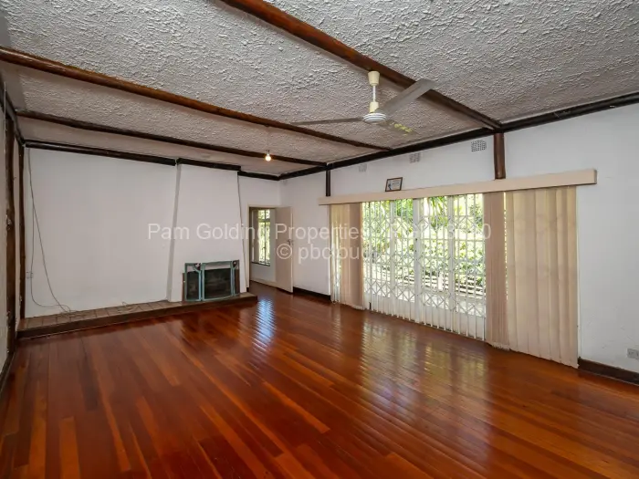 4 Bedroom House for Sale in Highlands, Harare