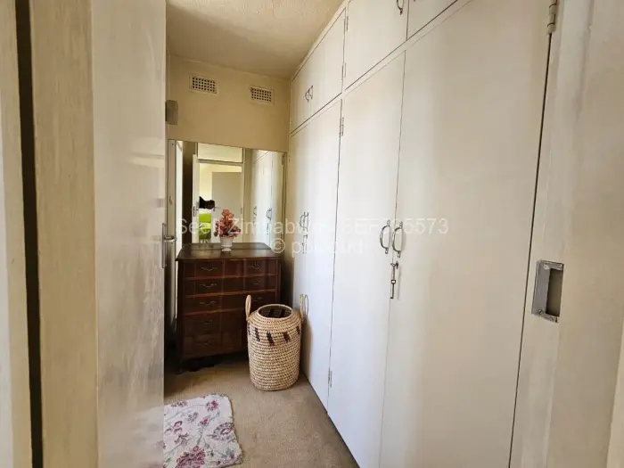 Flat/Apartment to Rent in Avenues