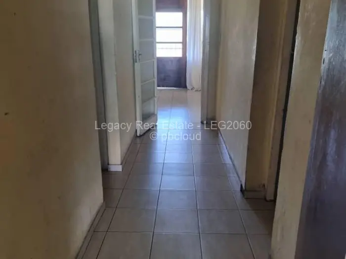 5 Bedroom House for Sale in Hatfield, Harare
