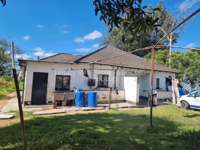 5 Bedroom House for Sale in Hatfield, Harare