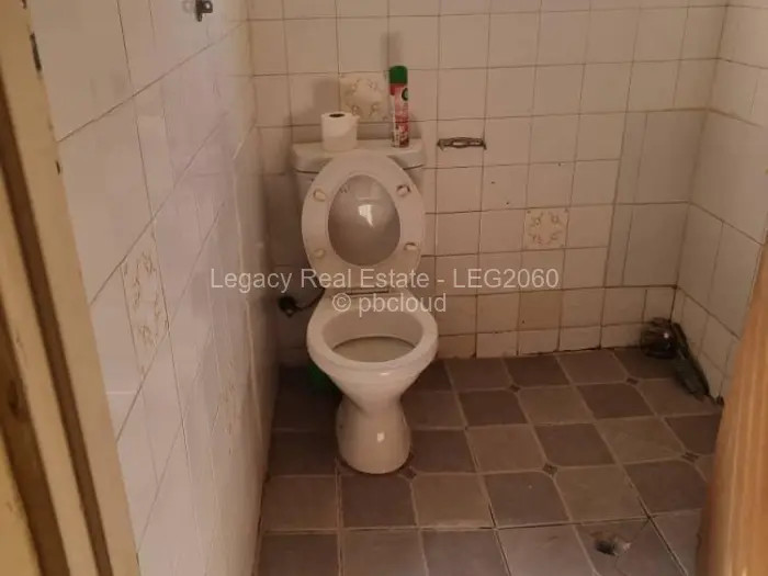 5 Bedroom House for Sale in Hatfield, Harare