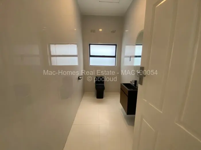 Flat/Apartment to Rent in Mount Pleasant, Harare