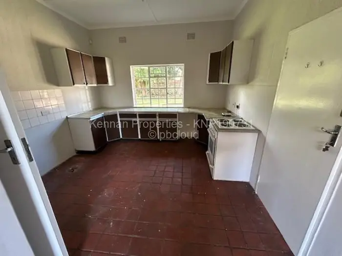 4 Bedroom House for Sale in Emerald Hill, Harare