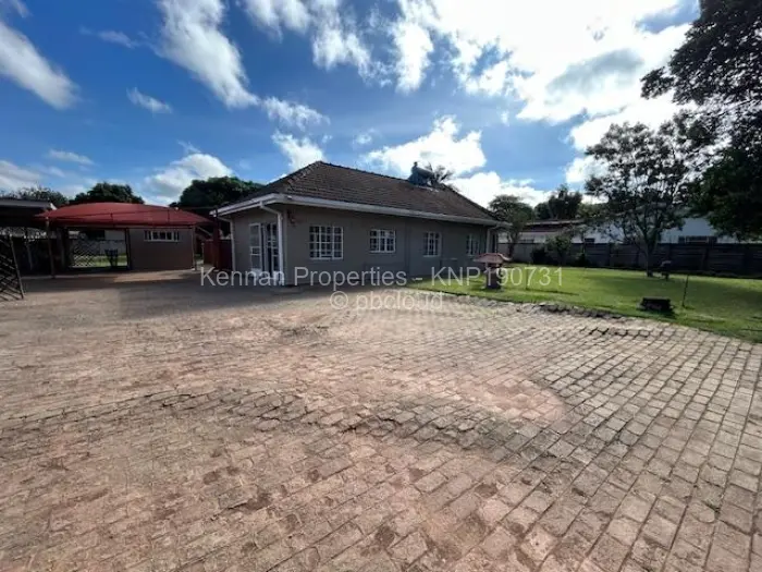 4 Bedroom House for Sale in Emerald Hill, Harare