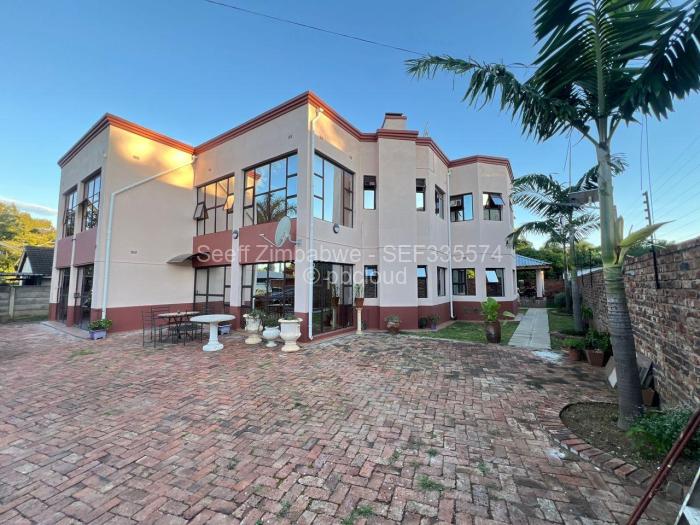 Flat/Apartment to Rent in Emerald Hill, Harare