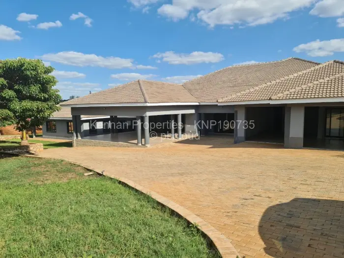 8 Bedroom House for Sale in Brookeview, Harare