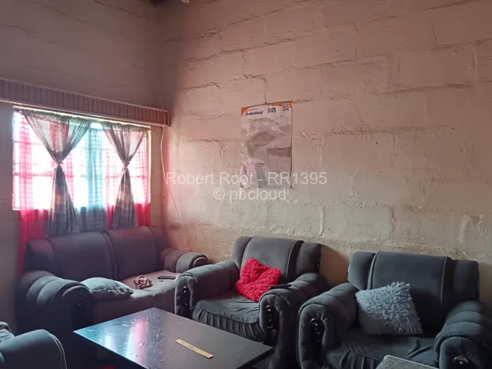 3 Bedroom House for Sale in Chitungwiza, Chitungwiza