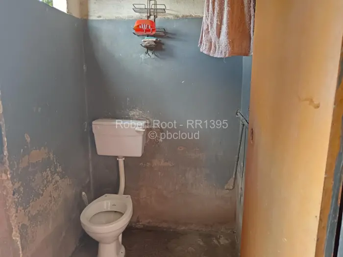 3 Bedroom House for Sale in Chitungwiza, Chitungwiza