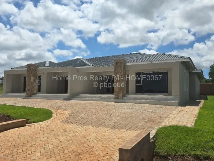 Townhouse/Cluster to Rent in Pomona