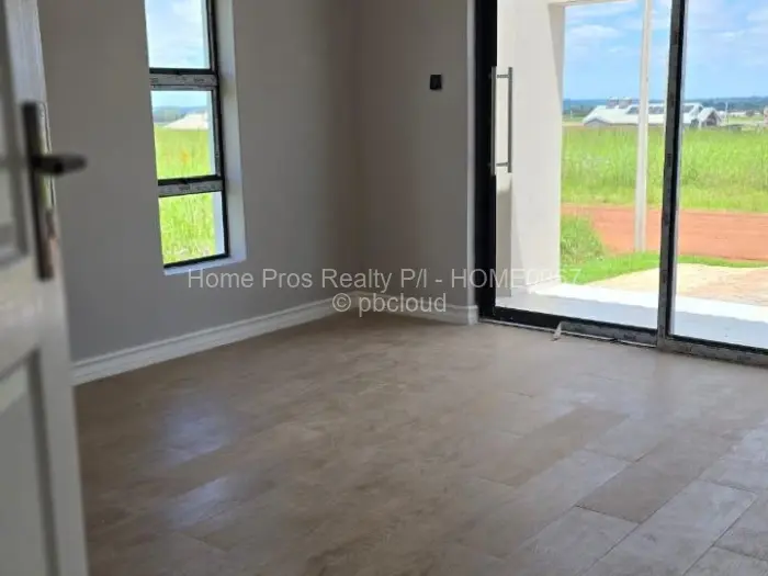 Townhouse/Cluster to Rent in Pomona