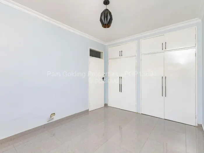 2 Bedroom Cottage/Garden Flat for Sale in Avenues, Harare