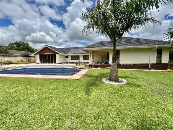 6 Bedroom House to Rent in Greystone Park